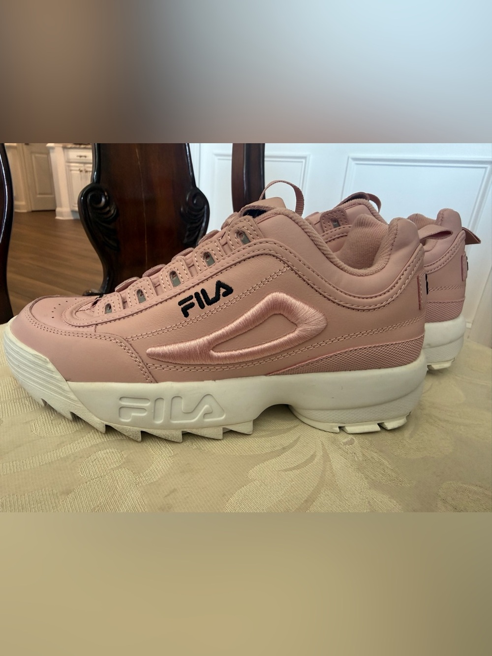 Fila Women's Low-Top Chunky Sneakers in Blush Pink